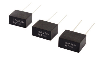 12x6x9mm 96F Series Fast-Acting Radial Lead Micro Fuse